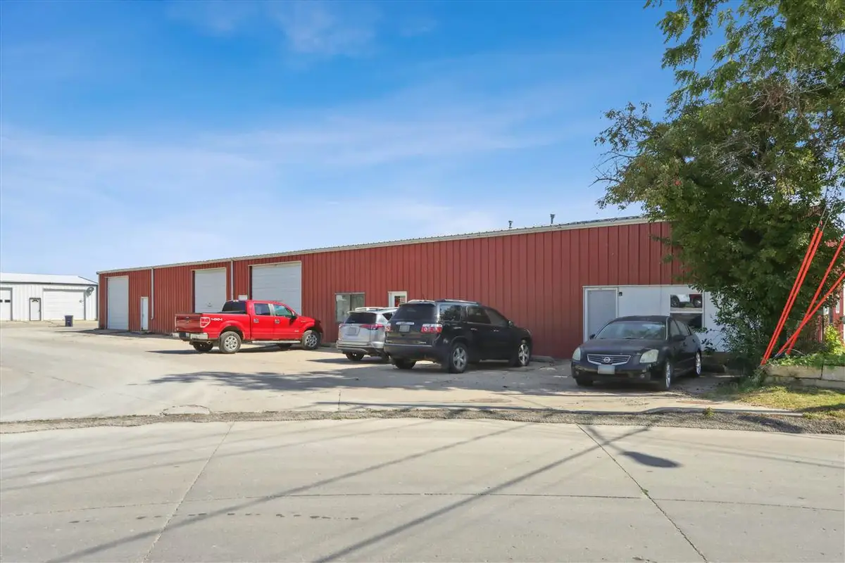 102 Washington Street, Williamsburg, IA 52361 - Image #1