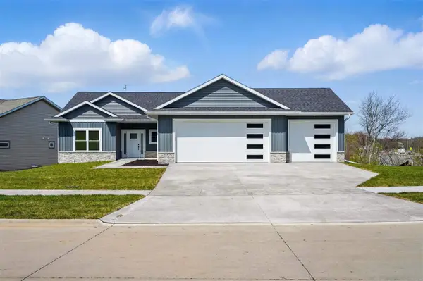 878 Silver Ln, Iowa City, IA 52245