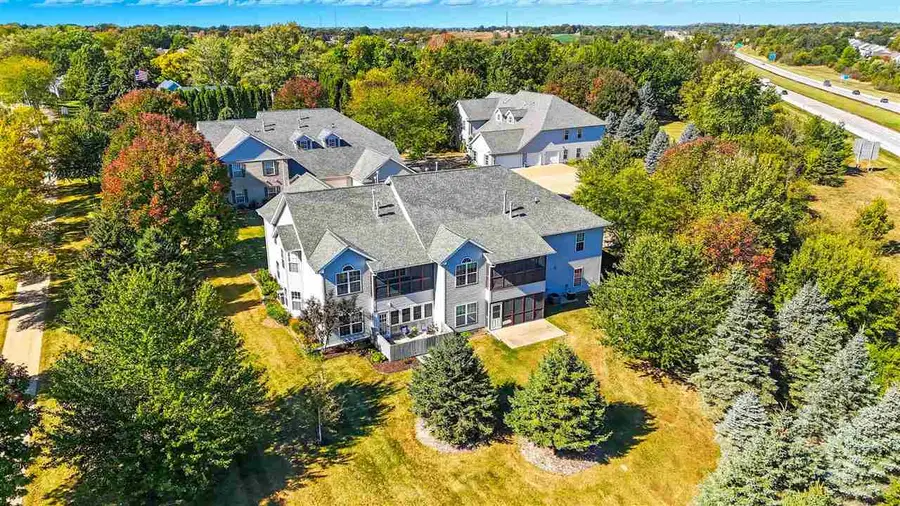 57 Duck Creek Pl, Iowa City, IA 52246 - Image #2