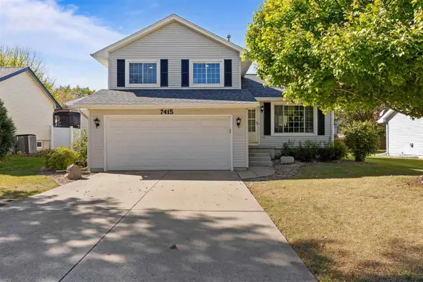 7415 Pin Tail Dr NE, Cedar Rapids, IA 52402