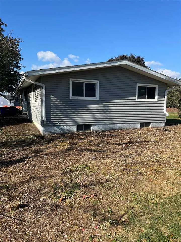 2 Greenview Dr, West Branch, IA 52358 - Image #3