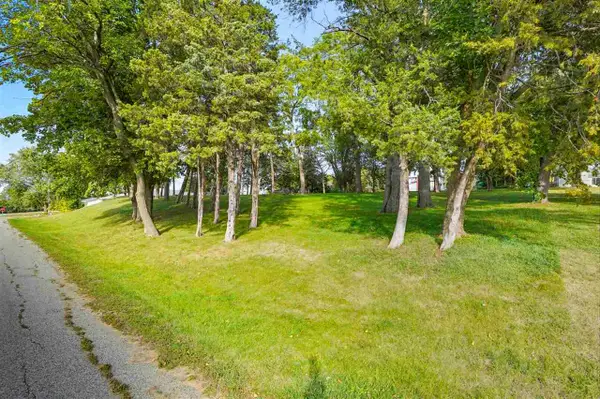 St St Paul St, Parnell, IA 52325