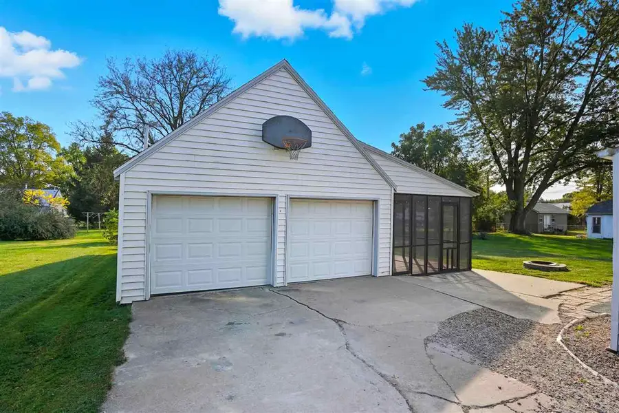 608 5th St, Kalona, IA 52247 - Image #2