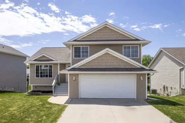 1573 Vesti Ln, Iowa City, IA 52240