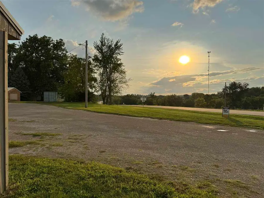 2215 250th St, Washington, IA 52353 - Image #2