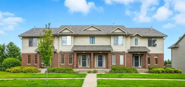 220 Camden Rd, Iowa City, IA 52245