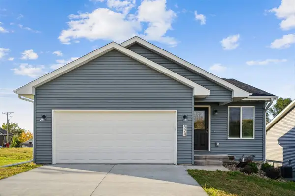 824 Nye Way, Coralville, IA 52241