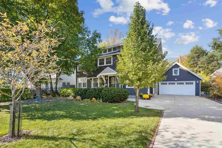 549 Vernon Drive SE, Cedar Rapids, IA 52403 - Image #2