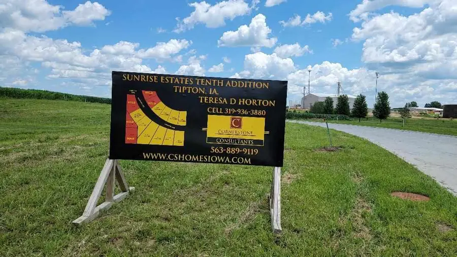 6 Lot Parkview Ln, Tipton, IA 52772 - Image #2