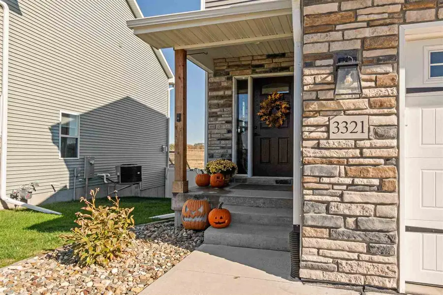 3321 Loethen, Coralville, IA 52241 - Image #3