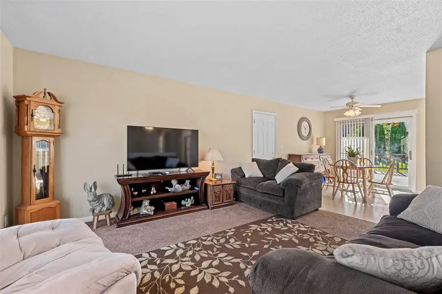 4819 Fruitwood Ln NW, Cedar Rapids, IA 52405 - Image #2