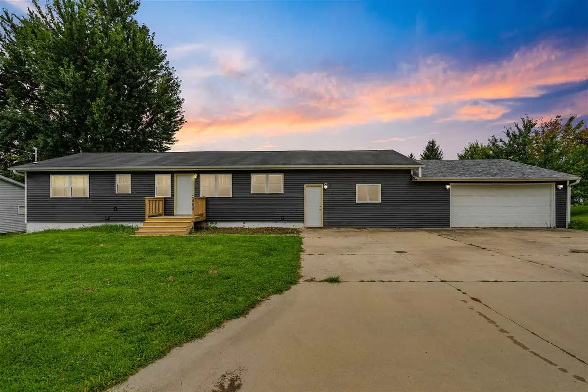 404 Main St NW, Shellsburg, IA 52332 - Image #1