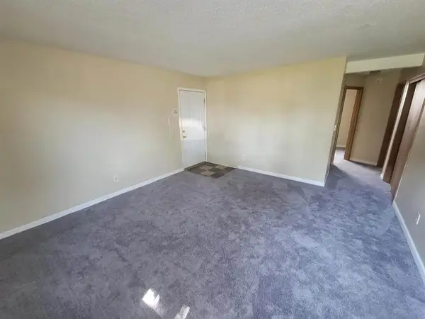 3918 21st Avenue Pl SW, Cedar Rapids, IA 52404