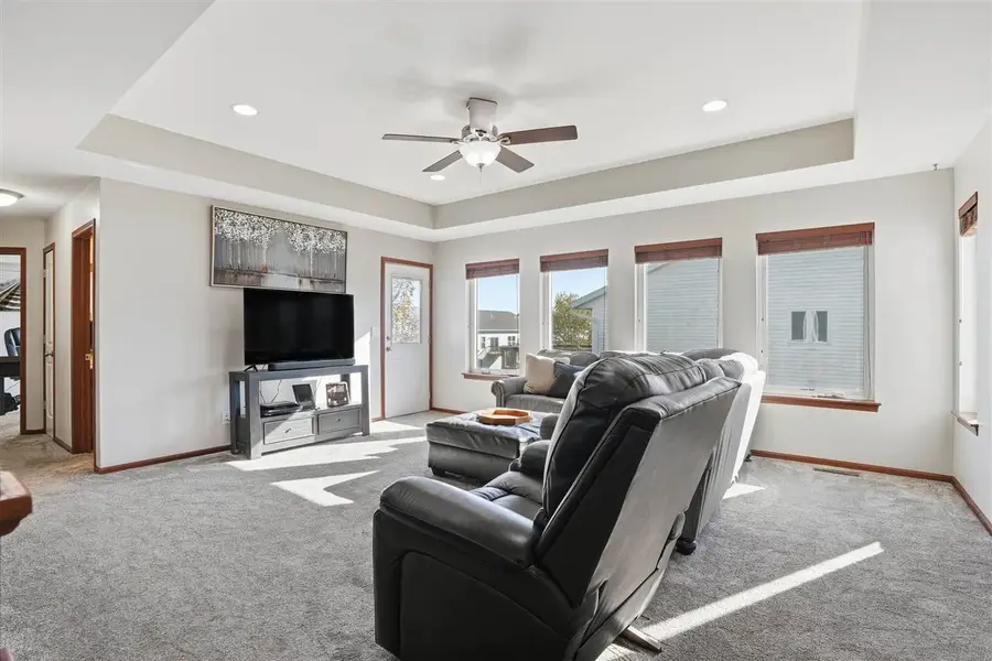 812 Croell Ave, Tiffin, IA 52340 - Image #2