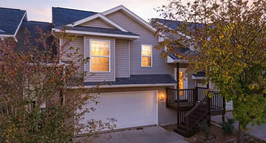 940 Twilight Dr, North Liberty, IA 52317 - Image #2