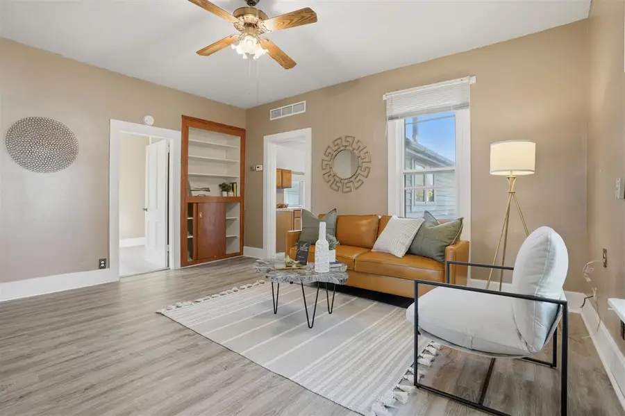 510 W 3rd St, Washington, IA 52353 - Image #2