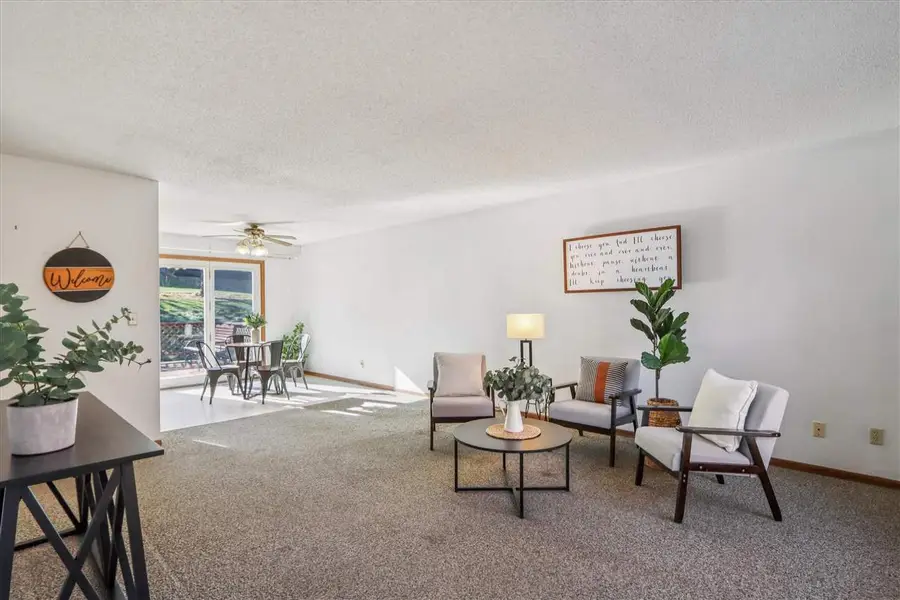 203 Tracy Lane, Williamsburg, IA 52361 - Image #3