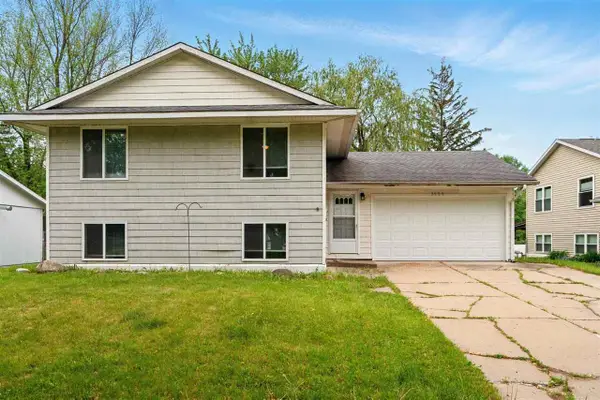 3339 Lower West Branch Rd, Iowa City, IA 52245