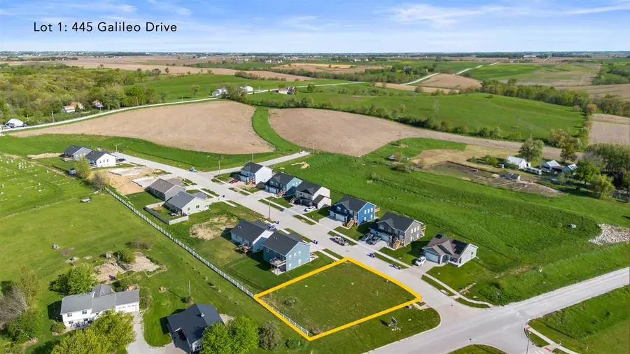 445 Galileo Dr, Riverside, IA 52327 - #3