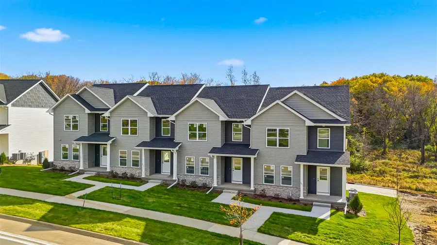 695 E Foster Rd, Iowa City, IA 52245 - Image #3