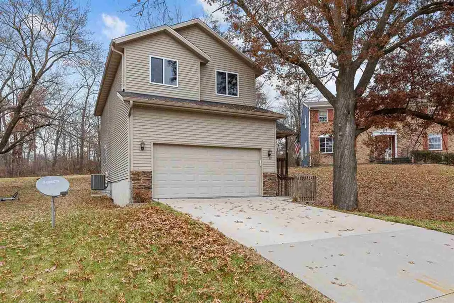 1189 9th St, Coralville, IA 52241 - Image #2