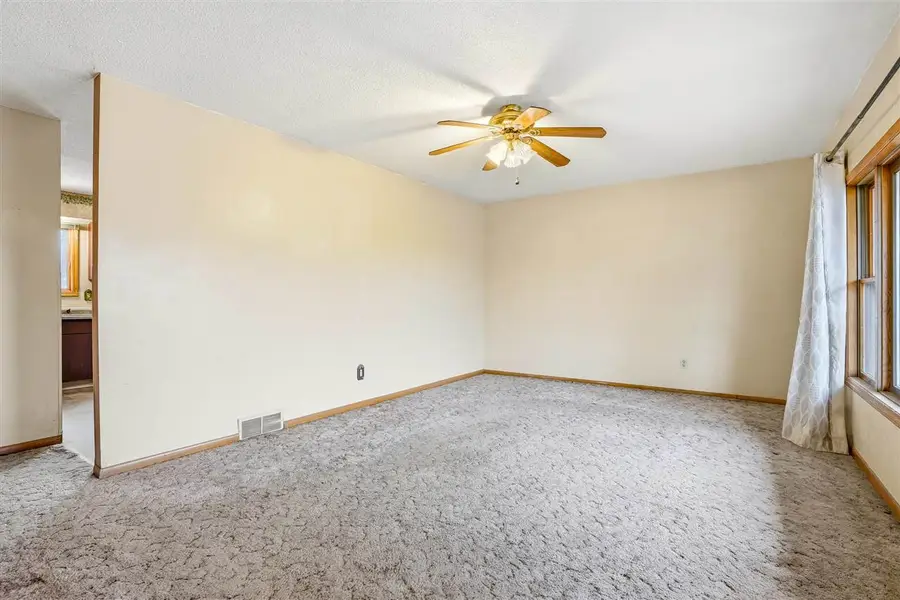 1515 Spruce St., Iowa City, IA 52240 - Image #2