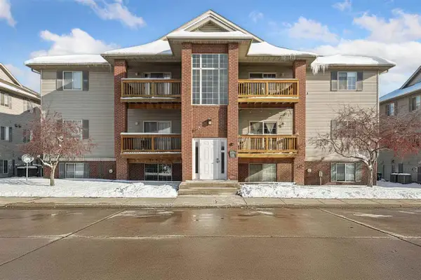 2264 Holiday Rd, Coralville, IA 52241