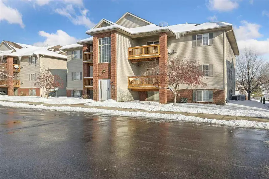 2264 Holiday Rd, Coralville, IA 52241 - Image #2