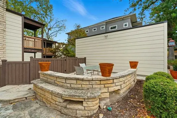 3730 James Ln, Solon, IA 52333