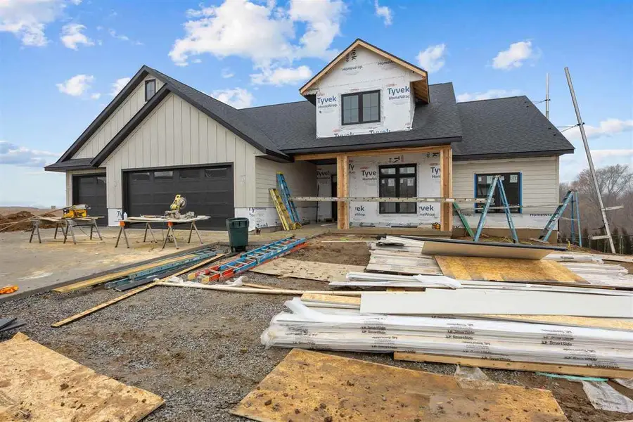 419 Whitetail Ln, Tiffin, IA 52340 - Image #2