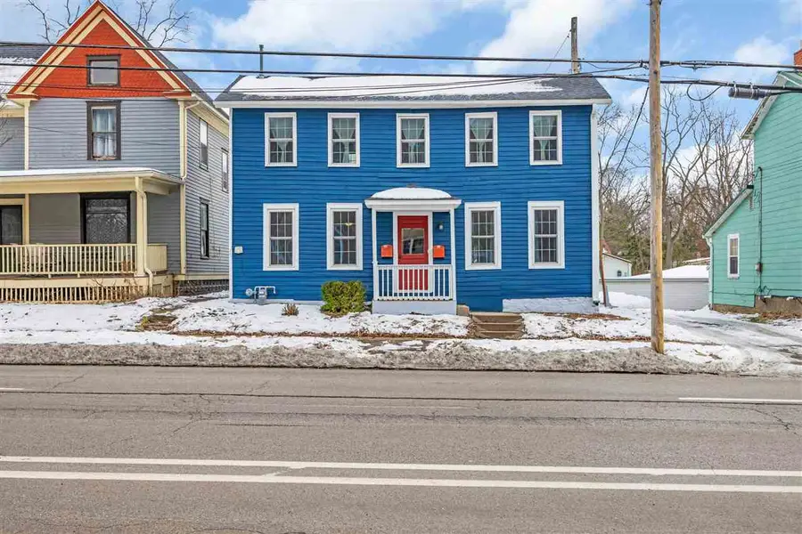 520 N Dodge St, Iowa City, IA 52240 - Image #2