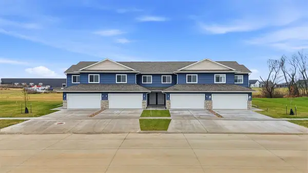 1920 Croell Ave, Tiffin, IA 52340