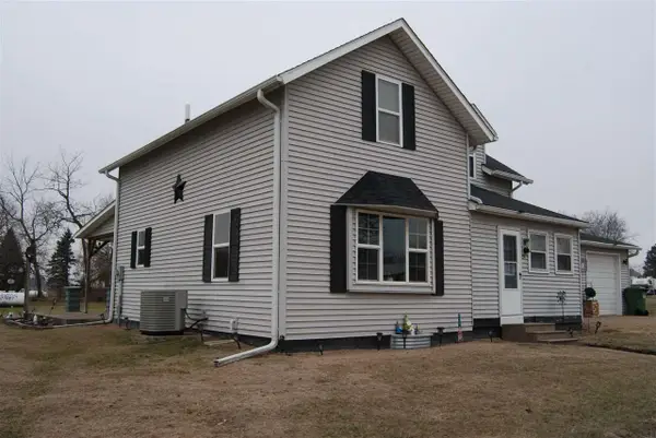 2239 290th St, Wilton, IA 52778