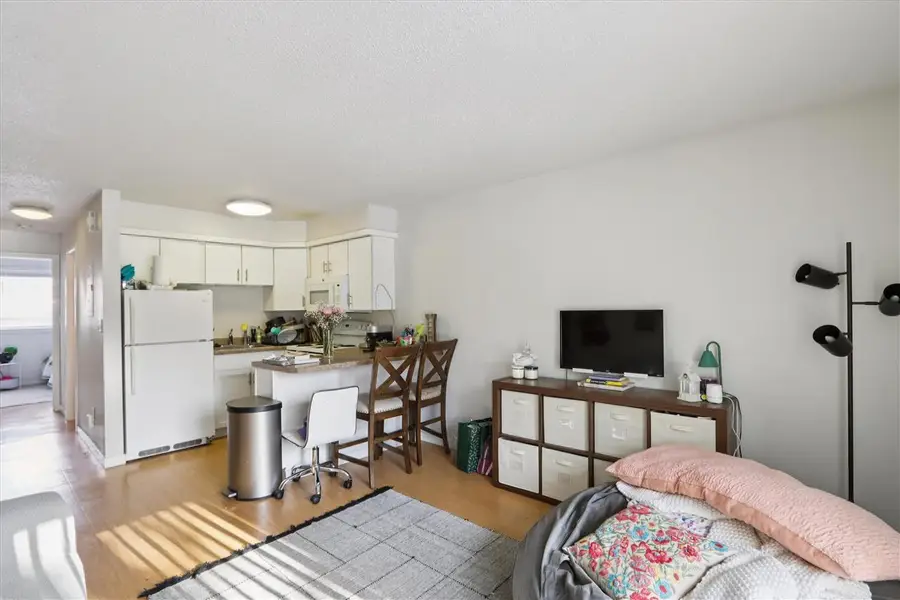 2631 Westwinds Dr, Iowa City, IA 52246 - Image #3