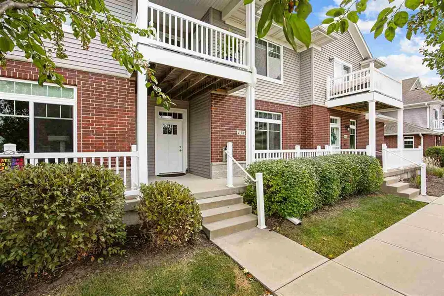 458 Charlotte Ln, Iowa City, IA 52245 - Image #2