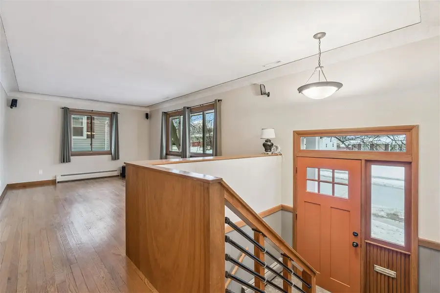 2220 Brockman Ave, Marion, IA 52302 - Image #3