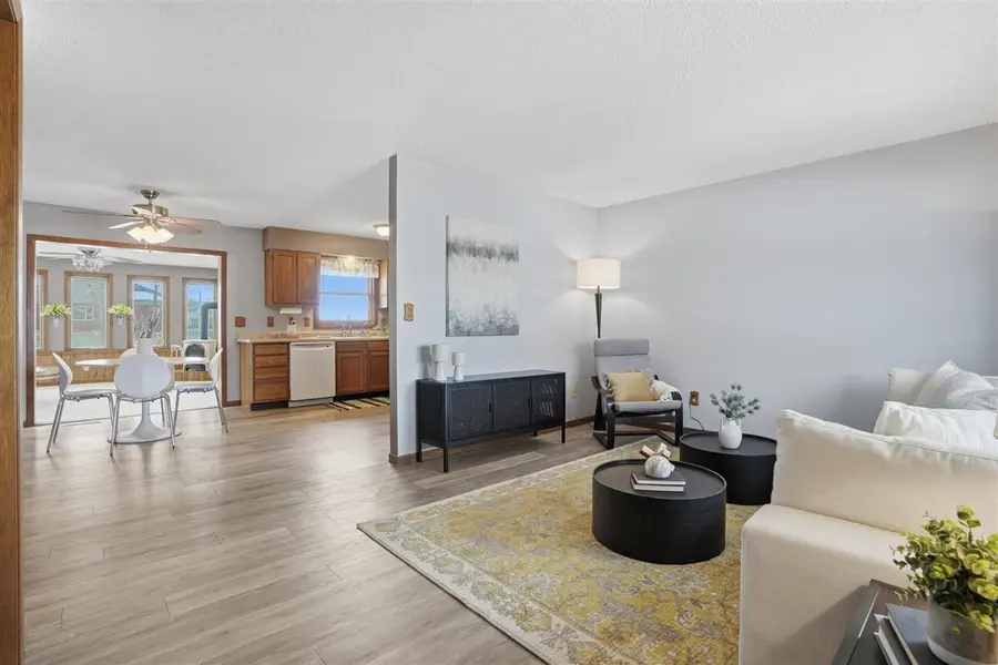 41 Williams Circle, Hills, IA 52235 - Image #2