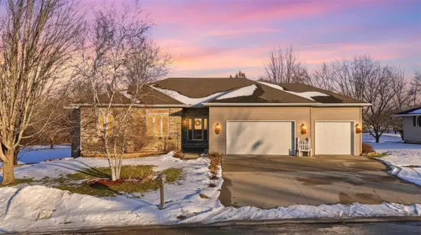 800 S 14th Ave, Washington, IA 52353