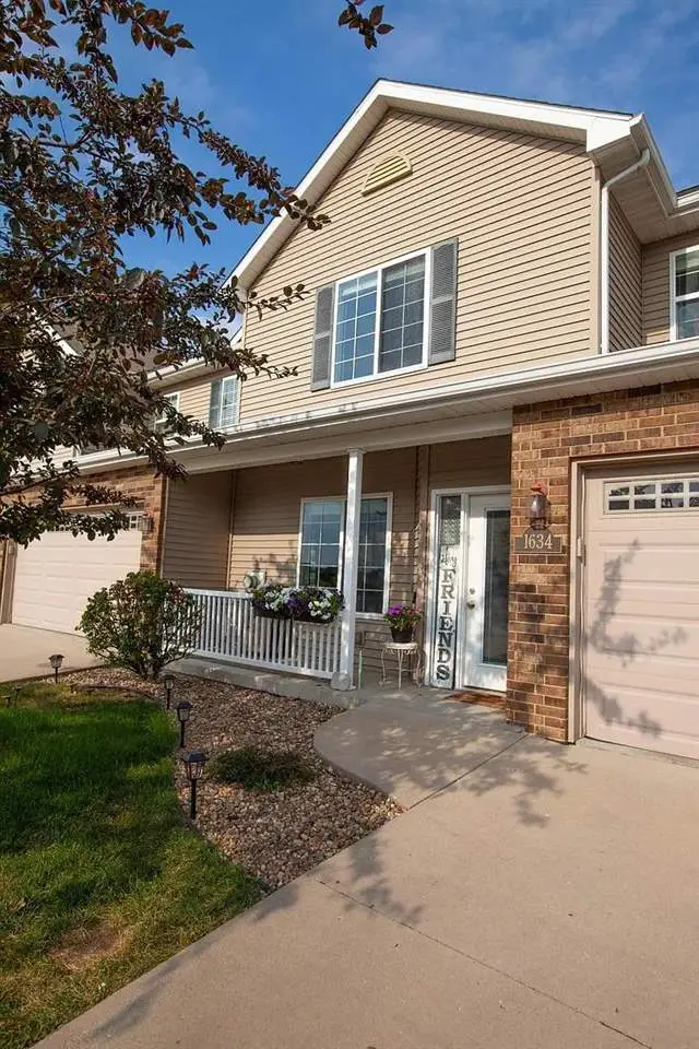 1634 Burr Dr, North Liberty, IA 52317 - Image #1