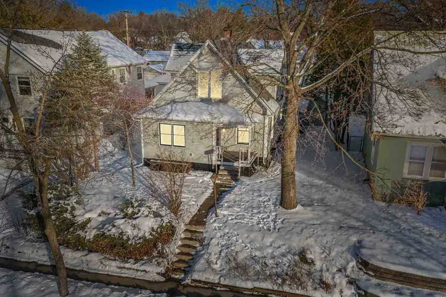 818 Rundell St, Iowa City, IA 52240 - Image #2