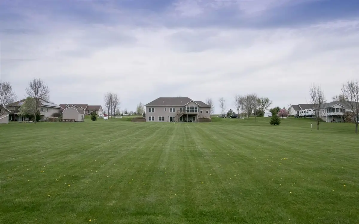 3020 Timberline Dr, Riverside, IA 52327 - #1