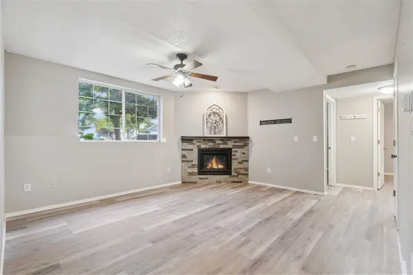 144 Elm Ridge Dr, North Liberty, IA 52317