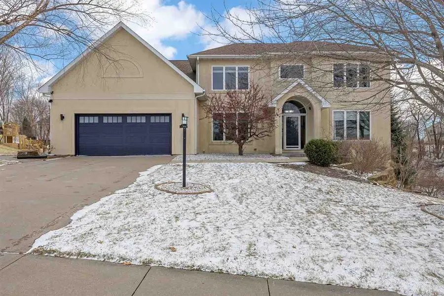 2265 Shropshire Cir, Coralville, IA 52241 - Image #2