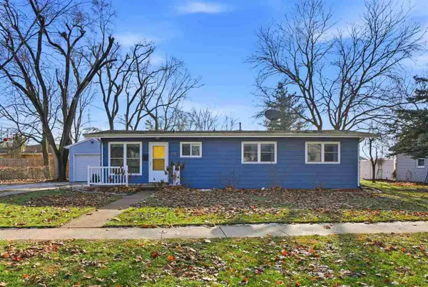 515 W Monroe St, Washington, IA 52353