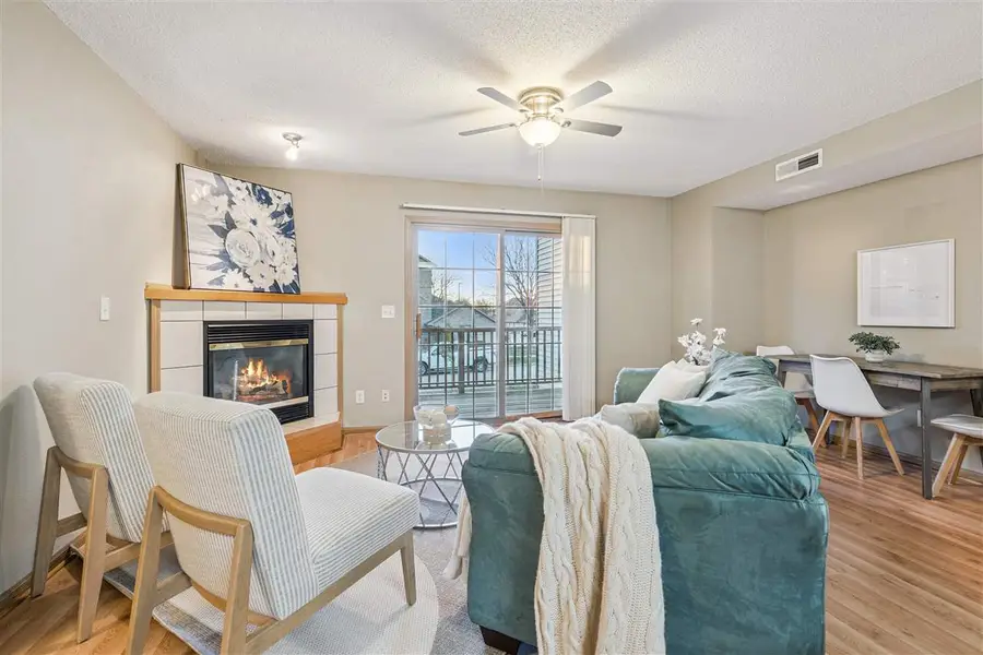 2864 Coral Ct, Coralville, IA 52241 - Image #3