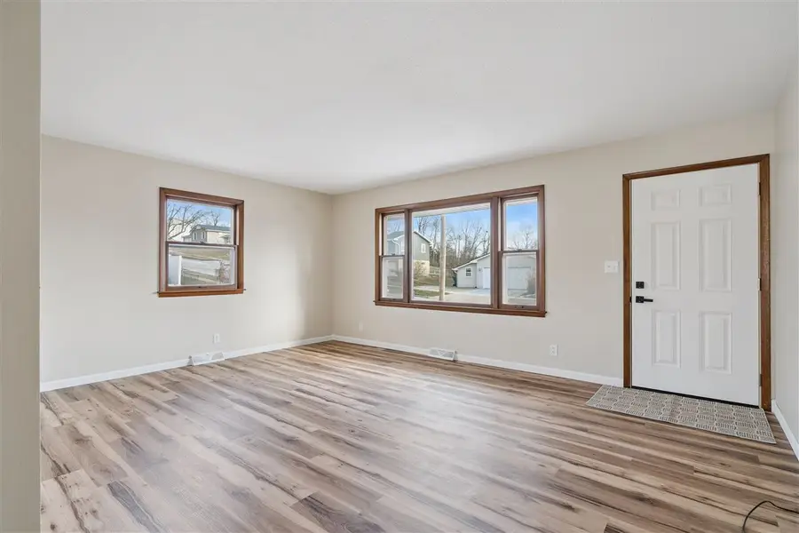 218 SW 31st St, Cedar Rapids, IA 52404 - Image #3