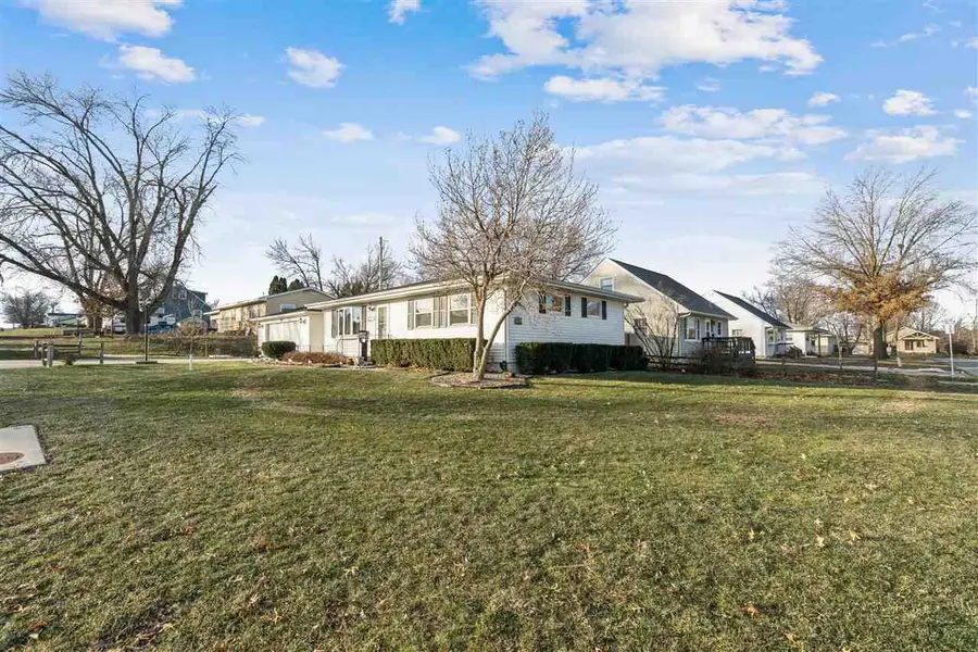 1155 A Ave, Marion, IA 52302 - Image #2