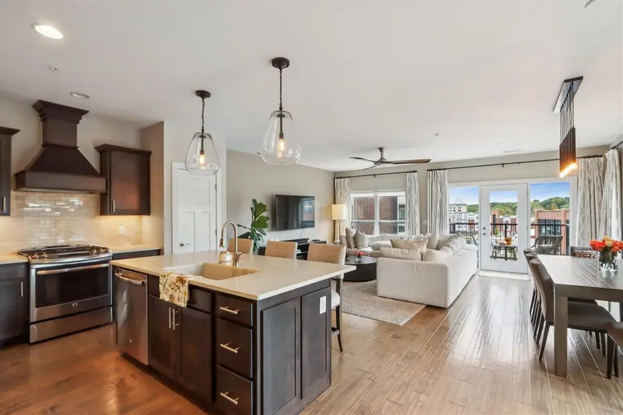 901 E 2nd Ave, Coralville, IA 52241 - Image #2