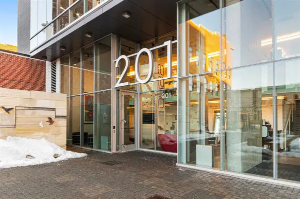 201 E Washington St, Iowa City, IA 52240