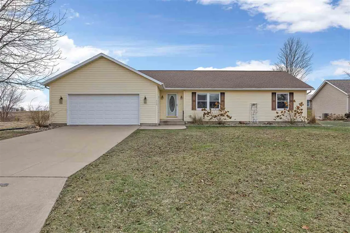 509 E 1st St, Tipton, IA 52772 - Image #1